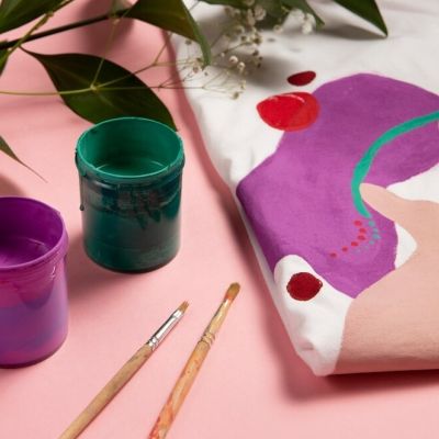 Tote bag with paint pots