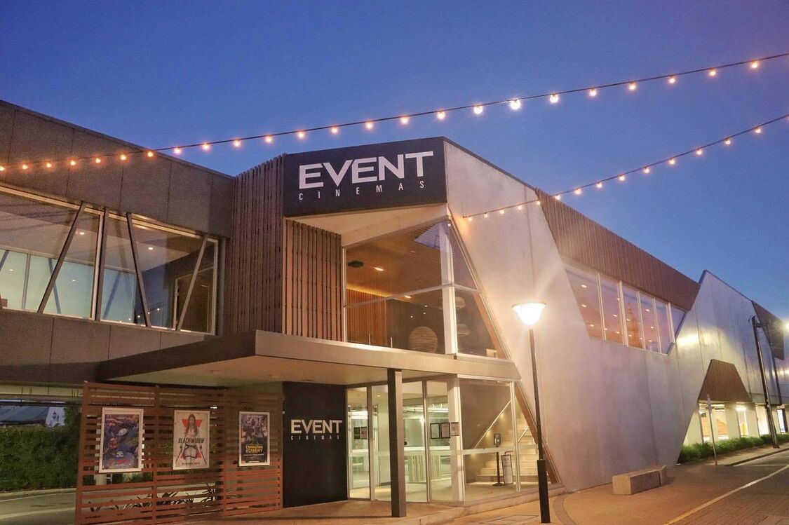 Event cinema