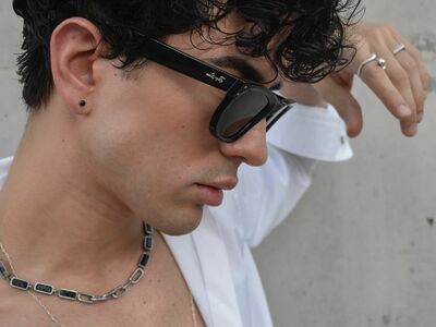 Sunglass Hut Ray Bans