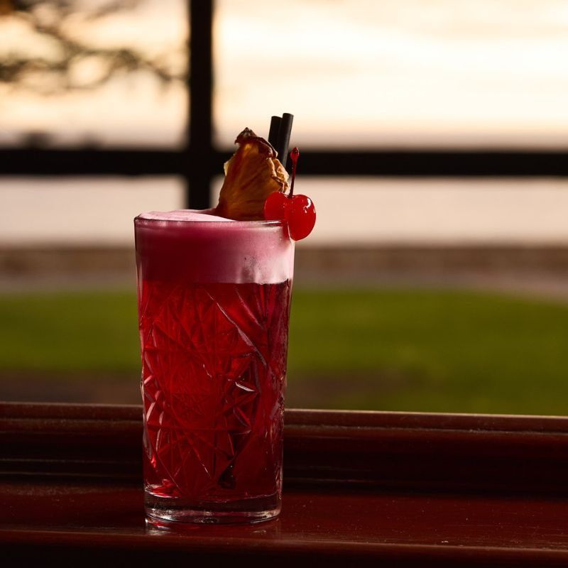 Horizons Cocktail Lounge