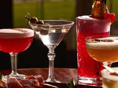 Horizons cocktail lounge