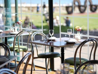 The promenade restaurant 1